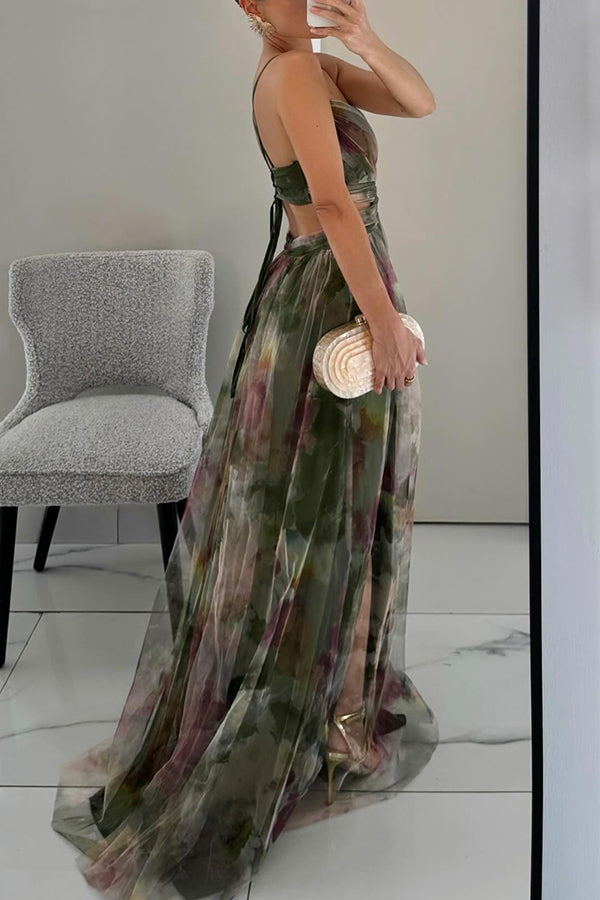 Gisele - Flattering Floral Maxi Kjole