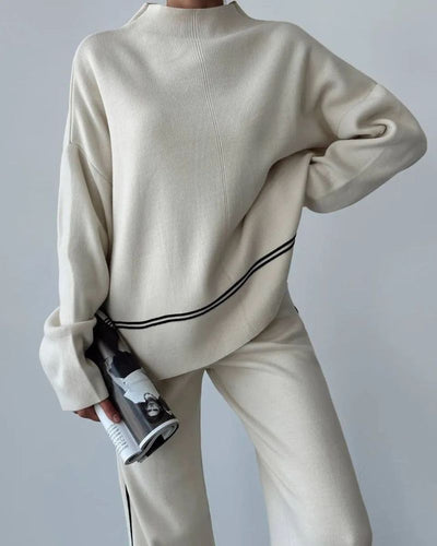 VARELA - UFORMELLT TO-DELT SETT